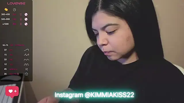 Snapshot of kimmiakiss22 chatting on 01.14.25 kimmiakiss22 online show from 01.14.25
