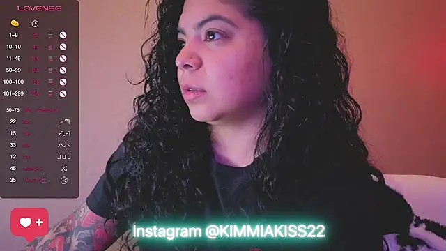 Snapshot of kimmiakiss22 chatting on 01.26.25 kimmiakiss22 online show from 01.26.25