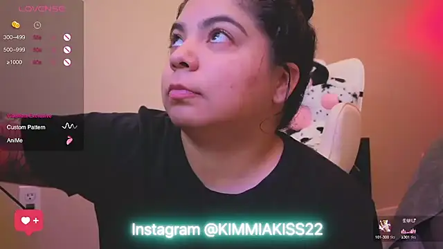 Snapshot of kimmiakiss22 chatting on 01.28.25 kimmiakiss22 online show from 01.28.25