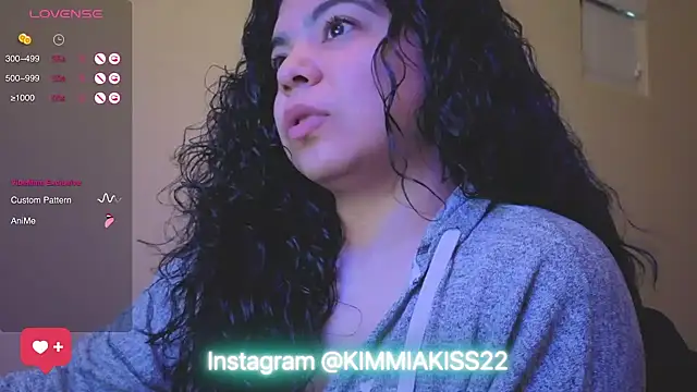 Snapshot of kimmiakiss22 chatting on 02.04.25 kimmiakiss22 online show from 02.04.25