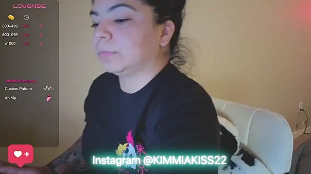 Snapshot of kimmiakiss22 chatting on 02.08.25 kimmiakiss22 online show from 02.08.25