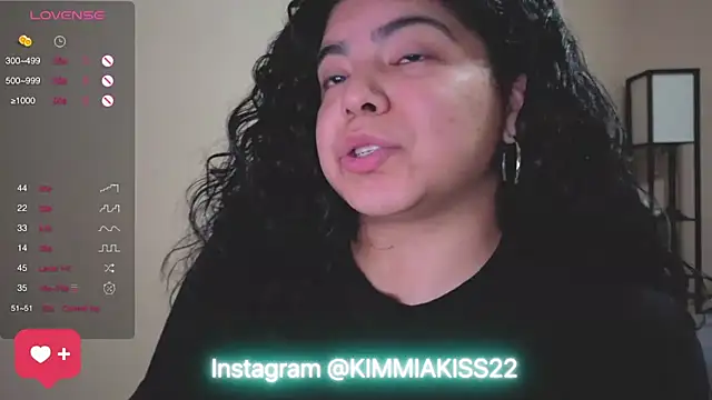 Snapshot of kimmiakiss22 chatting on 02.17.25 kimmiakiss22 online show from 02.17.25