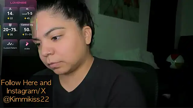 kimmiakiss22 online show from 10.27.25