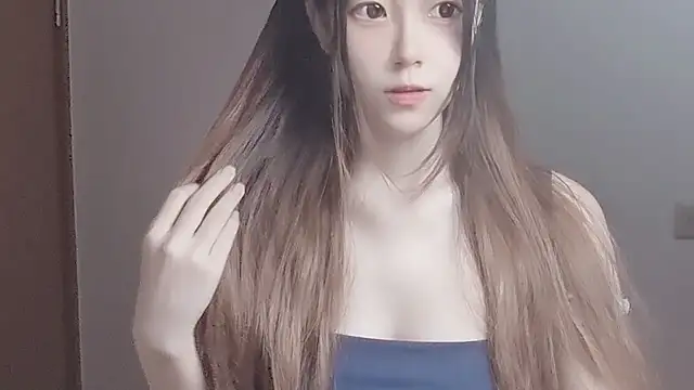 Snapshot of VaerySaenz chatting on 09.30.25 VaerySaenz online show from 09.30.25