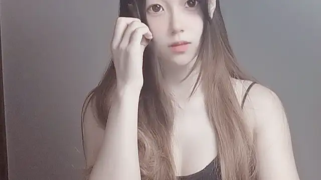 Snapshot of VaerySaenz chatting on 10.07.25 VaerySaenz online show from 10.07.25