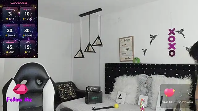 natasha logan  online show from 12.16.24