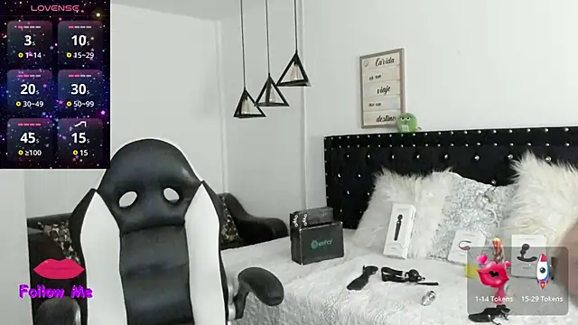 natasha logan  online show from 01.19.25