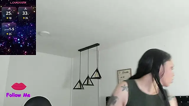 natasha logan  online show from 02.11.25