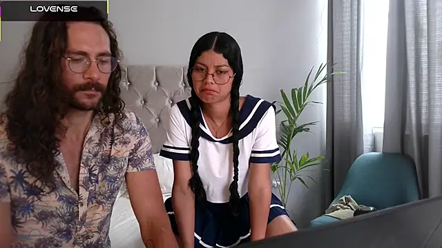 mini kunis online show from 11.16.25