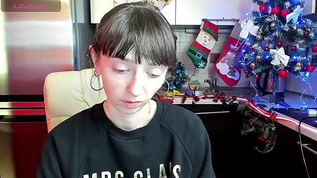 TayanaJons online show from 12.13.24