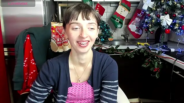TayanaJons online show from 12.14.24