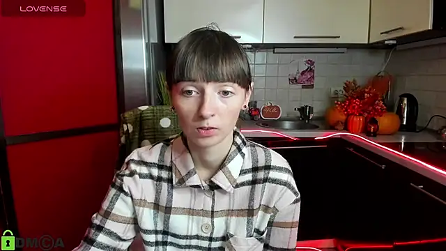 TayanaJons online show from 11.11.25