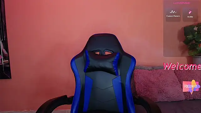 GiordanaPinoo online show from 12.15.25