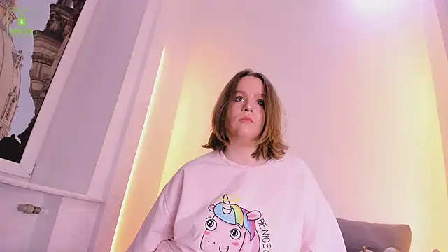 Snapshot of ErikaLust chatting on 10.09.25 ErikaLust online show from 10.09.25