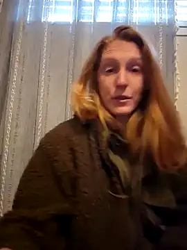 Snapshot of GoldenFlameGoddess chatting on 01.30.25 GoldenFlameGoddess online show from 01.30.25