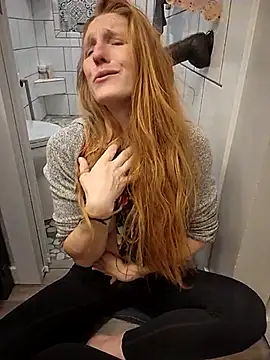 Snapshot of GoldenFlameGoddess chatting on 02.16.25 GoldenFlameGoddess online show from 02.16.25