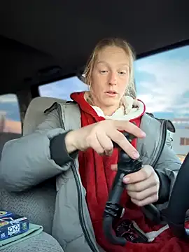 GoldenFlameGoddess online show from 11.30.25