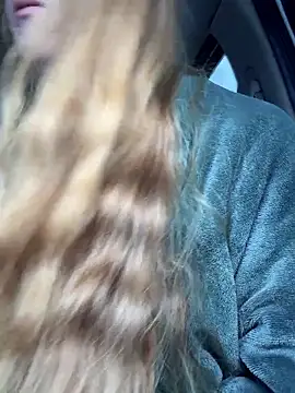 GoldenFlameGoddess online show from 03.31.26