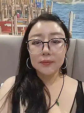 Snapshot of SF0666 chatting on 06.21.26 SF0666 online show from 06.21.26