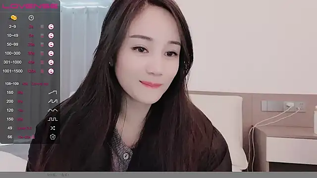 Snapshot of MIa59 chatting on 12.12.24 MIa59 online show from 12.12.24