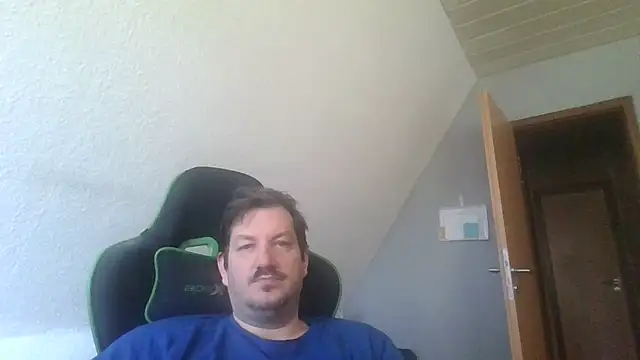 Golffahrer1982 online show from 10.19.25