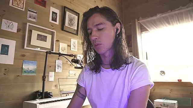 Snapshot of Antinoo_Gnothi chatting on 03.05.25 Antinoo Gnothi online show from 03.05.25