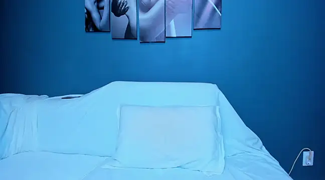 Snapshot of andboyfor6 chatting on 02.17.25 andboyfor6 online show from 02.17.25