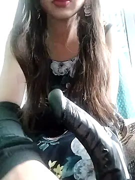 Noor Darliing online show from 01.05.25