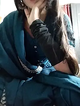 Noor Darliing online show from 09.30.25