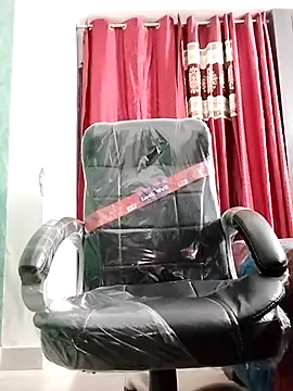 Snapshot of Noor_Darliing chatting on 11.17.25 Noor Darliing online show from 11.17.25