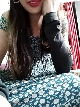 Snapshot of Noor_Darliing chatting on 02.15.26 Noor Darliing online show from 02.15.26