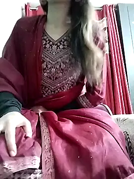 Snapshot of Noor_Darliing chatting on 02.17.26 Noor Darliing online show from 02.17.26