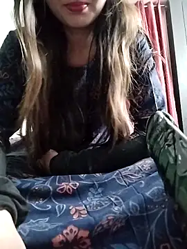 Snapshot of Noor_Darliing chatting on 02.22.26 Noor Darliing online show from 02.22.26