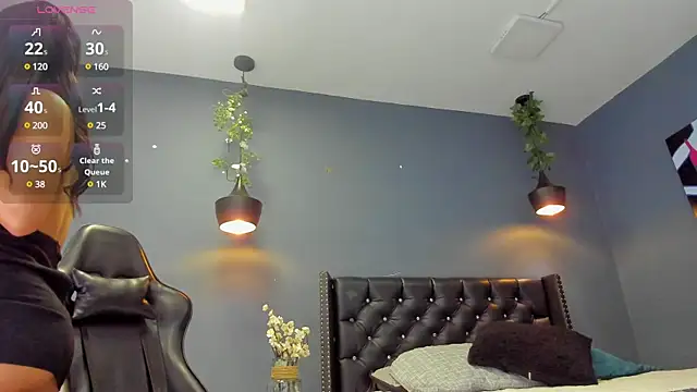 Sophiietaylor online show from 02.11.25