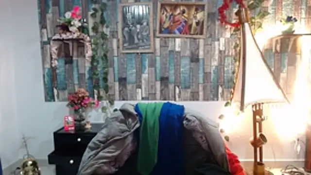 Snapshot of KarimaSarabe chatting on 10.25.25 KarimaSarabe online show from 10.25.25