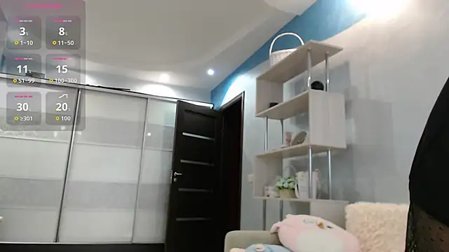 Snapshot of Fire_Sally chatting on 09.23.25 Fire Sally online show from 09.23.25