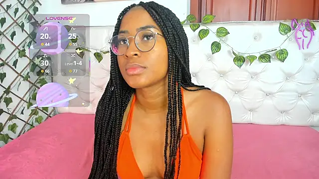 Andrea Williams24 online show from 10.11.25