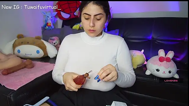 TuWaifuVirtual1 online show from 01.11.26