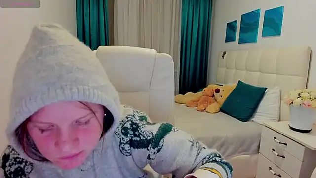 Kathlyn  Heath online show from 02.03.25