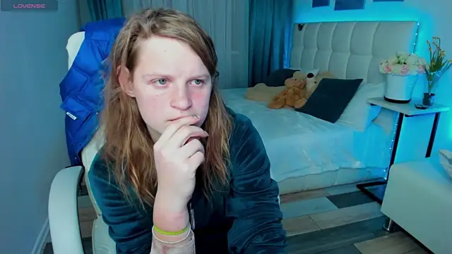 Kathlyn  Heath online show from 03.11.25