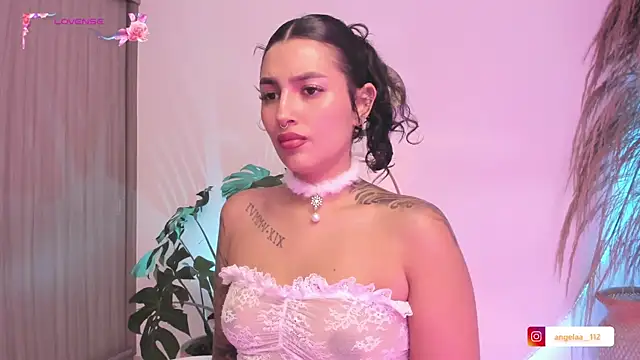 Snapshot of Anngel_1 chatting on 10.07.25 Anngel 1 online show from 10.07.25