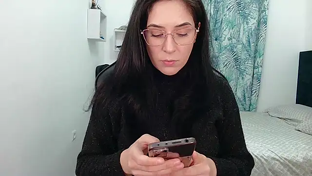 Snapshot of Lilith__D chatting on 01.08.25 Lilith D online show from 01.08.25