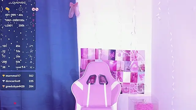 Snapshot of angel_rouse_ chatting on 01.14.25 angel rouse online show from 01.14.25