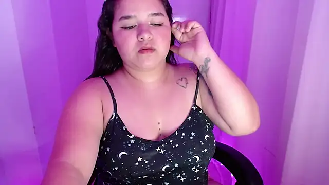 Snapshot of AngelitaWild_ chatting on 09.23.25 AngelitaWild  online show from 09.23.25