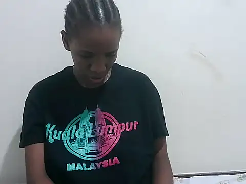 prettybeee online show from 12.15.25