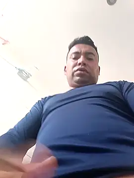 Snapshot of Diego_leon27 chatting on 01.23.25 Diego leon27 online show from 01.23.25