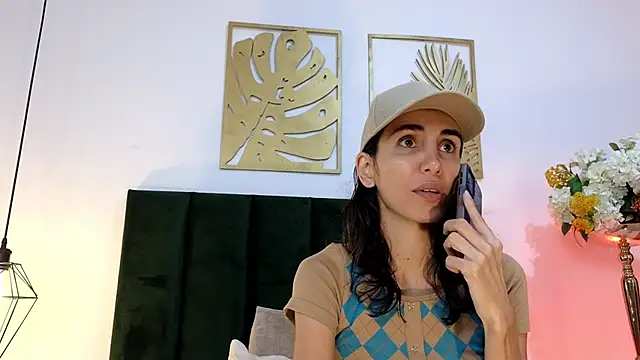 Nina Cavaali online show from 09.28.25