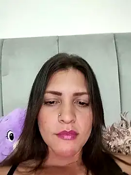 Mia Hampton online show from 03.01.25