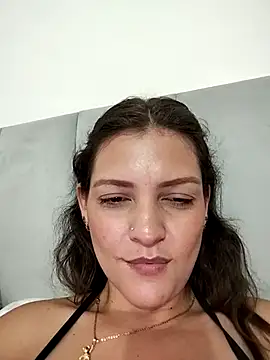 Mia Hampton online show from 03.13.25