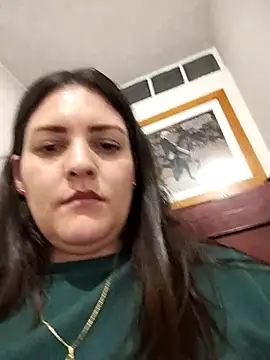Snapshot of Mia_Hampton chatting on 05.06.26 Mia Hampton online show from 05.06.26